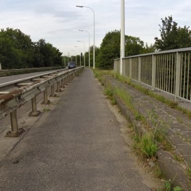 Steenweg op Waarloos in Rumst 