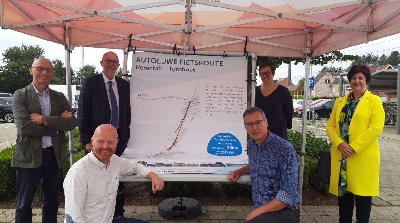 Ondertekening samenwerkingsovereenkomst autoluwe fietsroute Herentals-Turnhout